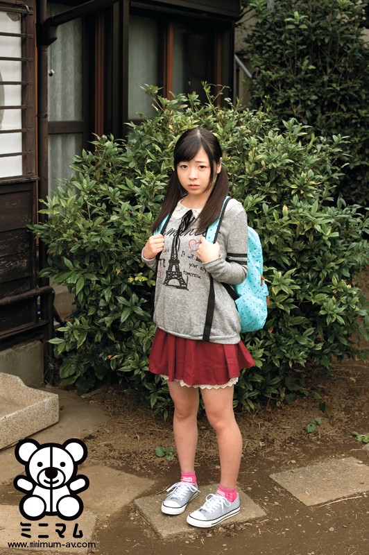 【中出し】 本物中出し初解禁。狙いは少し都会の●●市。おませな女の子を...