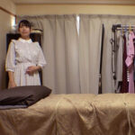 【中出し】 媚薬オイルマッサージ 痴●盗撮＆中出し素人娘VOL.56 超強力媚薬を配合したマッサージオイルを施術中に知らずに塗りこまれたオンナは、身体の火照りに驚き、チ〇ポを欲しがる自分に戸惑い、垂れ出したマン汁に恥ずかしがりながらも生ハメ中出しまで欲してしまう！ 『FANZA』