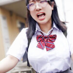 【中出し】 自転車でぶつかってきた巨乳J系が性活全面サポート！下のお世話もお願いしたら、剛毛マ〇コから大量潮吹き！ぶっかけまくりのとろびしゃ看病SEX！ （メスガキ20） 一色さら 『FANZA』