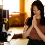 【中出し】 「夫がいるから絶対にイってはいけないのにっ…。」 絶倫義父のベロ舐め性交が人生で一番気持ちよくてイカされまくった嫁 澪真央 『FANZA』