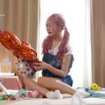 【中出し】 両親が旅行で不在中に近所のメスガキに小遣いあげてつるぺたビキニ着させて無制限中出しOKの乳首責めメンエス嬢にしてやった！！ 松本いちか 『FANZA』