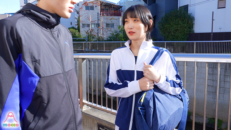 【中出し】 水泳部の色気ただよう男の娘マネージャーにハイレグ水着からハ...