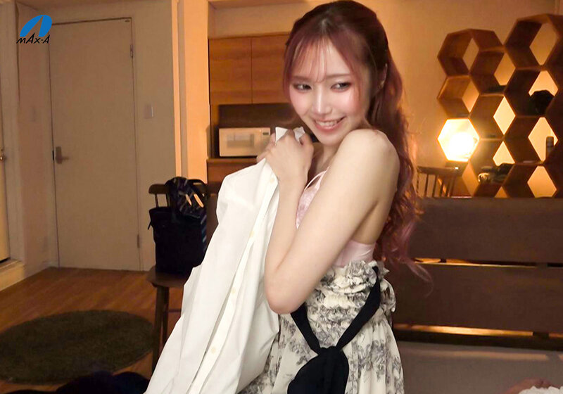 【中出し】 1日中セックスしよッ！ 朝から晩まで、いつでもどこでも本能...