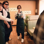 【中出し】 接客態度の悪さを売りにして流行っているレストランの店員が度を過ぎていたのでバイト後に待ち伏せ注意（SEX）。3日で従順な接客（肉便器）になりました 宮城りえ 『FANZA』