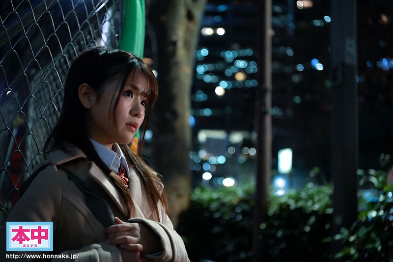 【中出し】 神待ち少女孕ませプレス 家に泊めてくれる大嫌いなオヤジから...