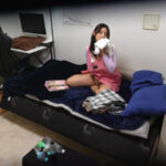 【中出し】 一人暮らしを始めた息子に母性溢れる美人母が童貞筆おろし。 『FANZA』