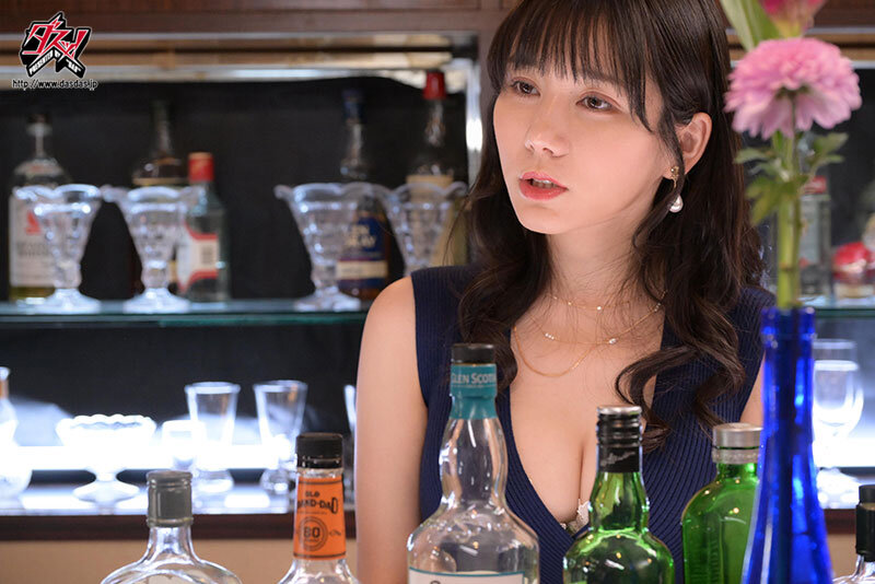 【中出し】 ハメタイ時に即ヤる女！毎分毎秒むム～んと欲情！ジュっぽし鬼...