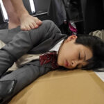 【中出し】 アジア美少女を監禁喉ボコ開発 4本の肉棒に貫かれ精子と唾液と涙でゴボゴボ喉奥ピストン地獄！精神崩壊！白目ひん剥き！狂人喉奥イラマチオ 喉ボコ美少女いくら 海野いくら 『FANZA』