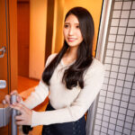 【中出し】 有名女子大に通う幼馴染が大学受験で7浪中の僕を見かねて家庭教師をしてくれた親戚姉デカ尻個人授業 禁欲性活で暴発寸前のデカち〇ぽを優しい騎乗位でイキまくってアクメ収斂する膣ヒダで何度もザーメン搾りしてくれた僕の家庭教師 橘 京花 『FANZA』