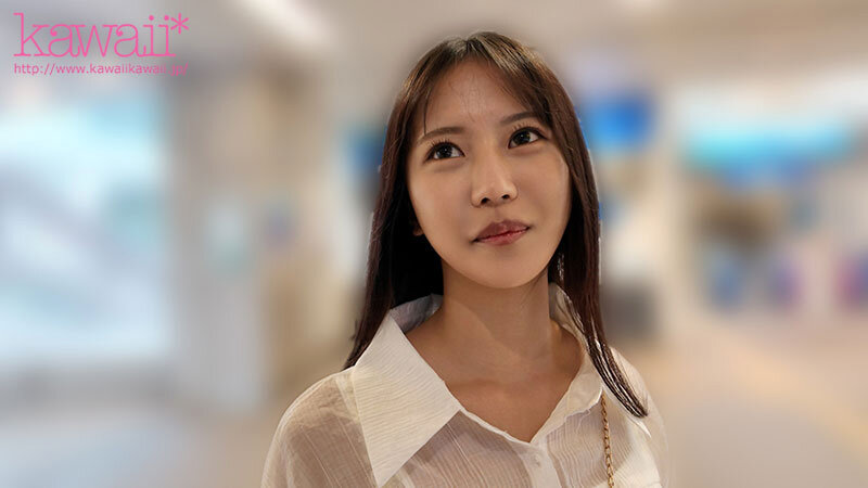 【中出し】 本屋で働く控えめな元カノと朝から晩までダラダラSEXでずっ...