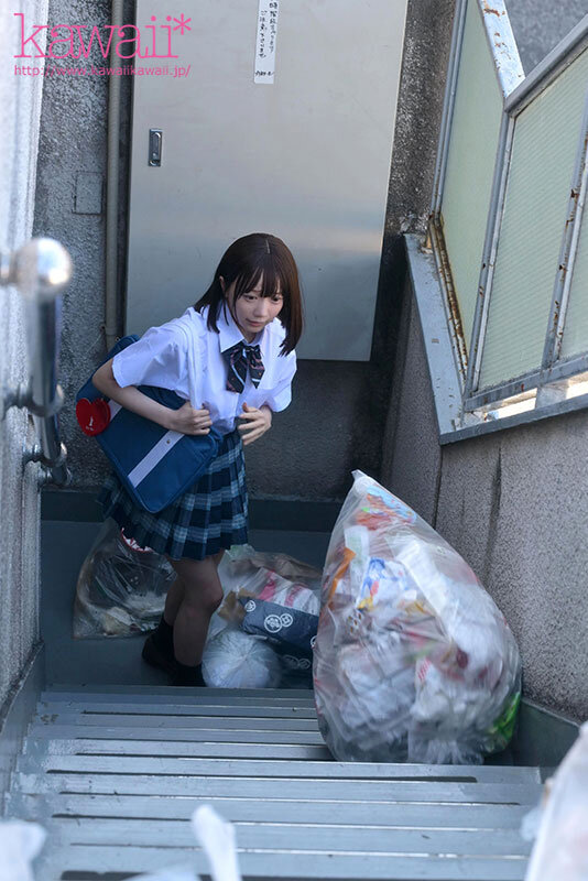 【中出し】 隣人のゴミ部屋で異臭巨漢おやじに監禁調教...抜かずの連撃...