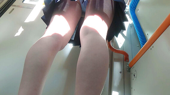 【中出し】 つきまとい08 小さな手足を元気いっぱい動かしながらパンチ...