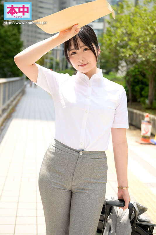 【中出し】 私、就活の合間にAV出演します 地方から企業面接のために上...