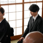 【中出し】 夫の遺影の前で息子に中出しされ続けた母。 松本翔子 『FANZA』