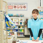 【中出し】 美人パートさんと客がいない3分くらいの間でも店内でインスタント不倫するコンビニ深夜バイト 有馬みずき 『FANZA』