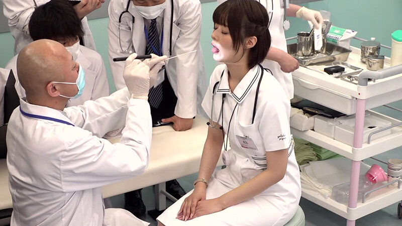 【中出し】 羞恥！病棟配属前健康診断 立ち仕事でムチくなった尻と太もも...