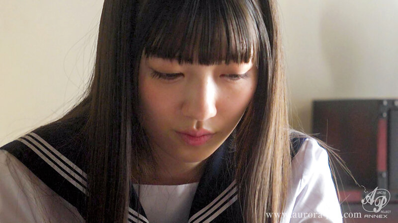 【中出し】 「オッパイもオシリも滅茶苦茶にして…おじさん…」中年チ〇ポ...