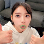 【中出し】 素敵な人妻が「童貞チ○ポにお口だけでコンドーム装着」に挑戦！ノーハンドで童貞デカチンを夢中で咥えたご無沙汰な奥様のオマ○コはいやらしいスケベ汁が溢れ出す！夫に内緒で筆おろしwwエロ優しい奥様はゴムを外して生中出し！ 『FANZA』