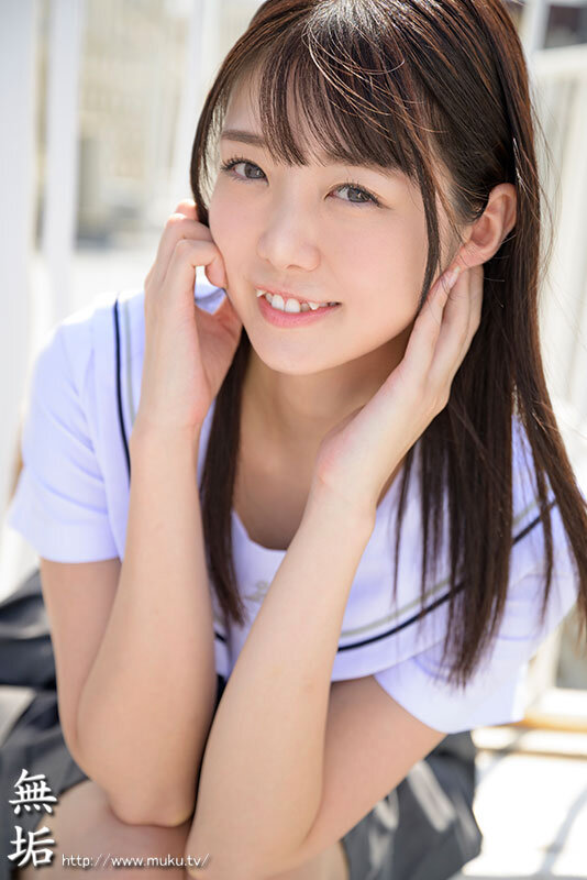 【中出し】 可愛い八重歯と制服のきみ。 無垢 164cmパイパンスレン...