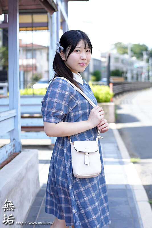 【中出し】 ハードプレイがしたくてAVのドアを叩いた19歳の逸材。 衝...