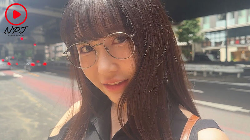 【中出し】 【個撮】 担当ホストに貢ぎたくて、個撮に応募してきた裏垢女...