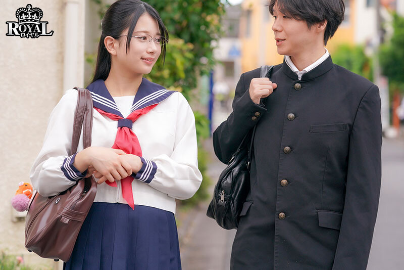 【中出し】 ねえ、Hな勉強しよ？ 華奢清楚な委員長の裏顔は僕の部屋に入...