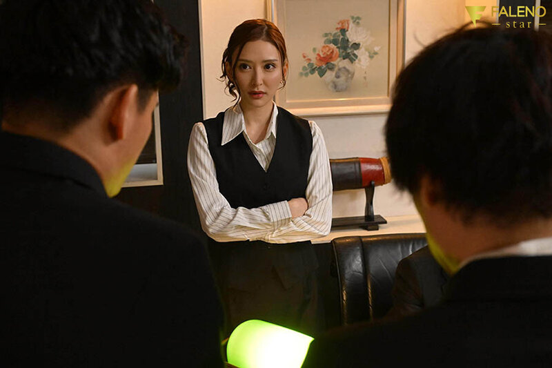 【中出し】 深夜残業中に行列ができるOL中出し肉便器高慢経理を社員総出...