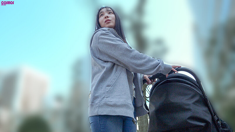 【中出し】 生活に困り自宅でメンズエステを始めた 近所のシングルマザー...