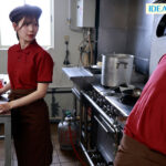 【中出し】 【現実であった生々しいノンフィクションストーリー】 牛丼屋で働く既婚者の私が女として見てくれる年下学生との不貞中出し性交にハマった理由 明里つむぎ 『FANZA』