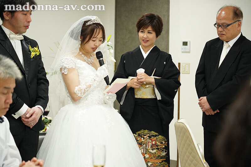 【中出し】 娘の幸せを見届けながら…。披露宴で娘婿に犯●れた母 桐岡さ...