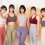 【中出し】 ヨガ体験教室の生徒で男は僕だけ…エロ目的での参加だと誤解されてはいけないと思えば思う程、美人インストラクターの突き出した美尻を見てチ●ポが反応してしまう…。下腹部の膨らみを見つかった僕は、体験コースには含まれていない集団エロレッスンに身を委ねてみる…（2） 『FANZA』