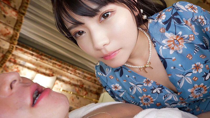 【中出し】 元芸能人、若妻 ひなの 25歳 ヤリチン男たちと浮気3P汗...