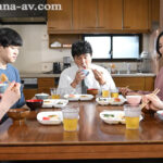 【中出し】 家族皆が巣立った実家で、 母と過ごす近親相姦の日々―。 吉瀬葵 『FANZA』