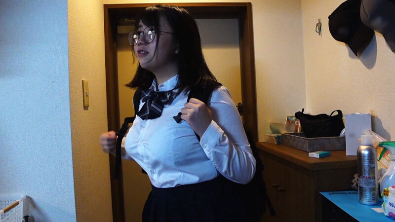 【中出し】 「ずっと君にぶち挿む事を夢みていたよ…」近所に住んでいる面...