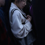 【中出し】 身動き不能…乗車率200％通勤ラッシュエビ反り痴● 竹内有紀 『FANZA』