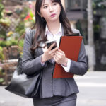 【中出し】 麗しきランジェリー、唾液と精液で汚れた酬いの人妻保険外交員 新妻ゆうか 『FANZA』