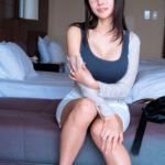 【中出し】 セレブ人妻のふしだらな営み 上品な奥様の喉奥フェラ＆アナル舐めご奉仕 【港区お受験ママの肉欲発散密会ハメ撮り】 花衣つばき 『FANZA』