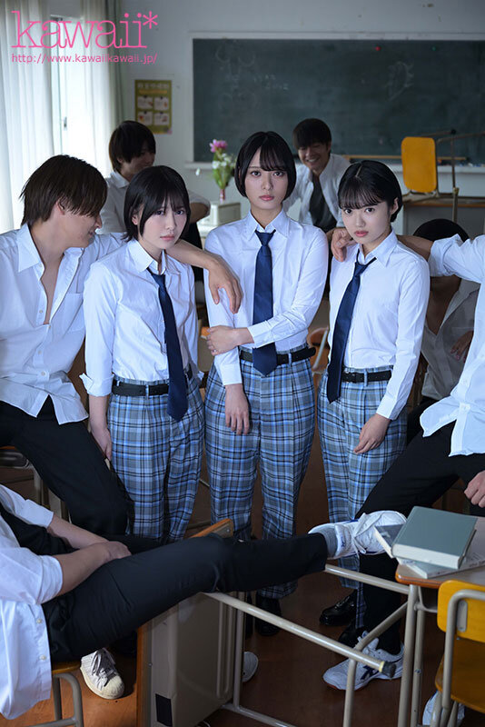 【中出し】 男子校に訳あり入学した女子は、男生徒たちの●●●●●にされ...