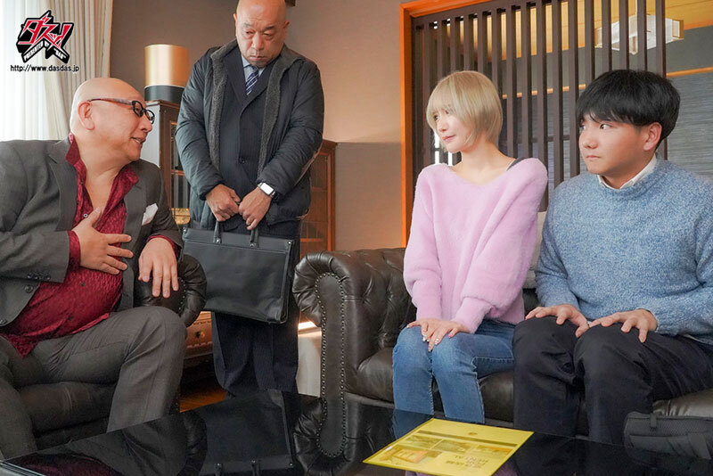 【中出し】 一緒に上京してきた可愛い彼女は俺のために絶倫権力おじさんに...