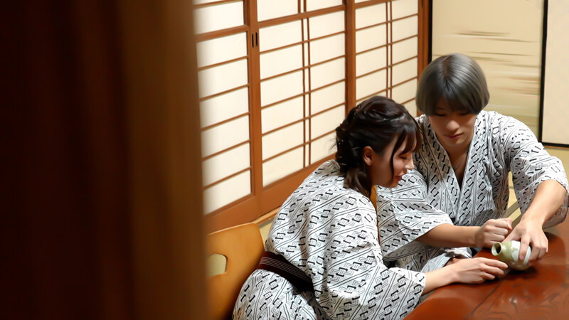 【中出し】 イチャラブしか勝たん！！職場に内緒で付き合ってる2人が今日...