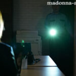 【中出し】 密着セックス ～深夜のオフィスで、警備員と残業不貞愛～ 小島みなみ 『FANZA』