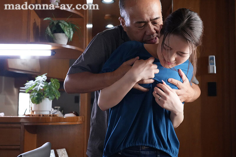 【中出し】 義父と同居して4年…これは私が生で挿入され続けて、快感に目...