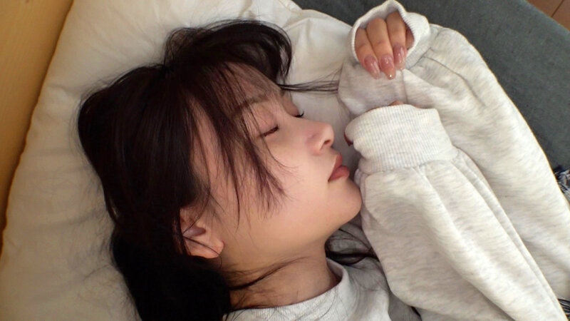 【中出し】 すっぴんが可愛い彼女と寝起き直後の超きもちぃぃおはようSE...