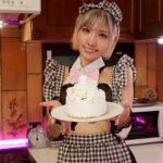 【中出し】 妻と倦怠期中でごぶさたご主人様の爆発寸前チ●ポを狙い喰い！卑猥な乳輪ハミ尻挑発と下品に舐めしゃぶりPtoMで中出し精子搾り取る乳首ビンビン痴女ギャルメイド 春陽モカ 『FANZA』