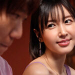 【中出し】 妻の大親友がナイトプールで逆NTR『脱いだらモデル級のビキニ姿に興奮して勃起しているのがバレて…笑顔の誘惑に我慢できず何度も浮気中出ししちゃいました。』 角奈保 『FANZA』