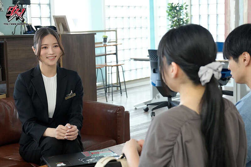 【中出し】 【人生で最も特別な日ーそれは結婚式─】新婦の目を盗んで、何...