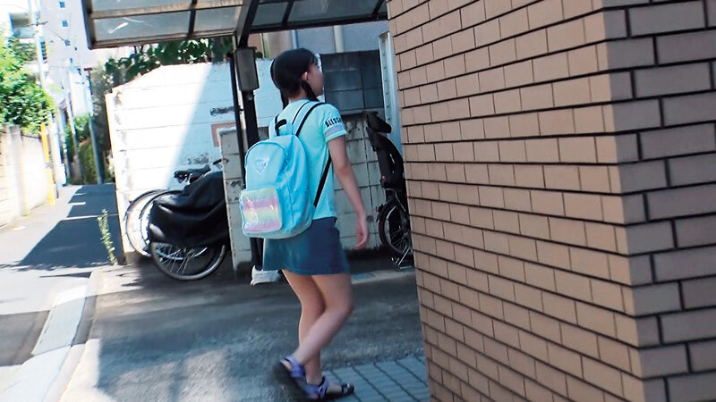 【中出し】 偶然声を掛けた女の子が可愛くて…尾行わいせつ・拉致強●精飲...