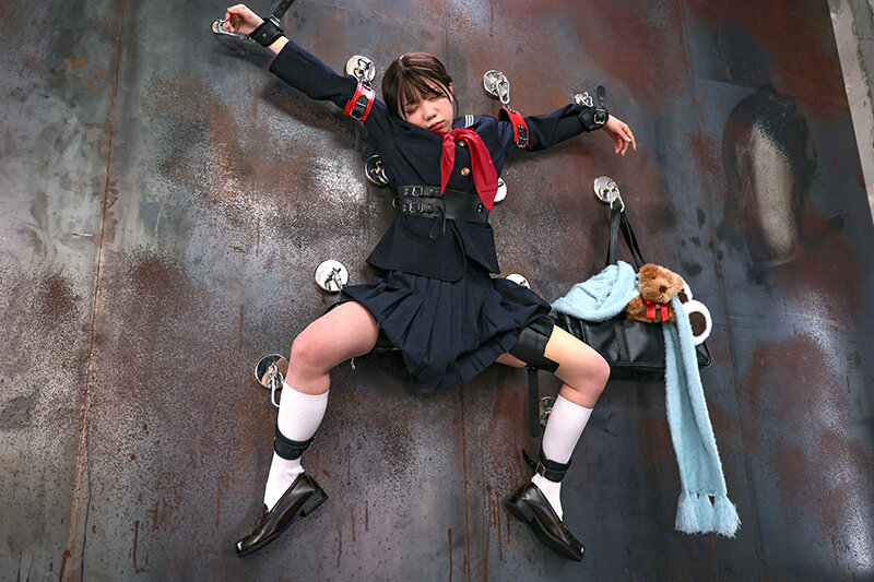 【中出し】 J〇闇バイト 某掲示板の高額時給に騙された少女が強力マグネ...