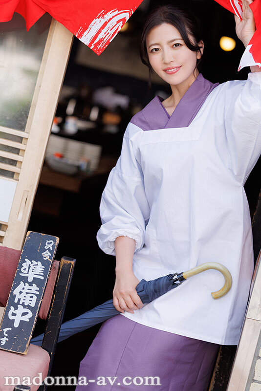 【中出し】 居酒屋の若女将に雨宿りと不貞に誘われて…ラストオーダー後、...