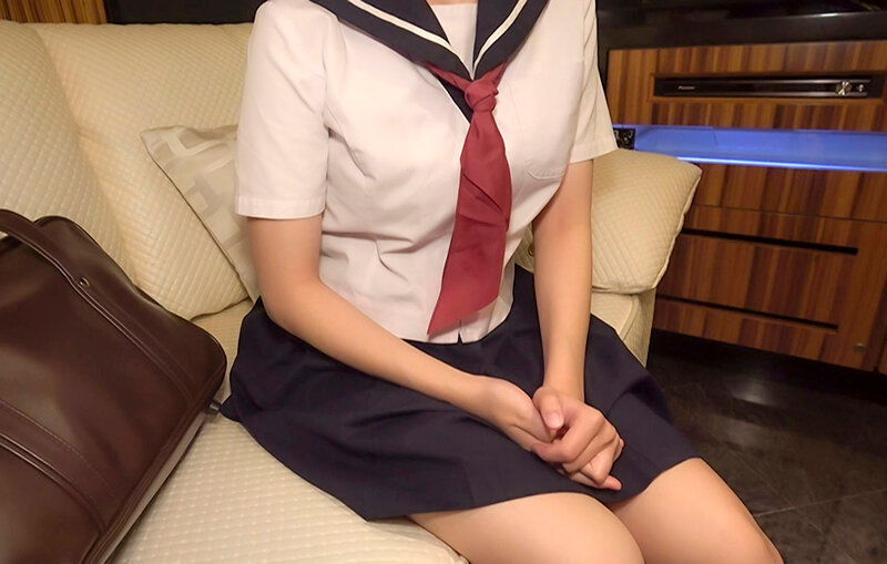 【中出し】 円女交際中出しoK18歳 先輩にフラれてヤリ○ン期間中のG...